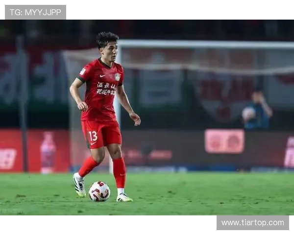 国足带刀中卫 泰山20岁新星